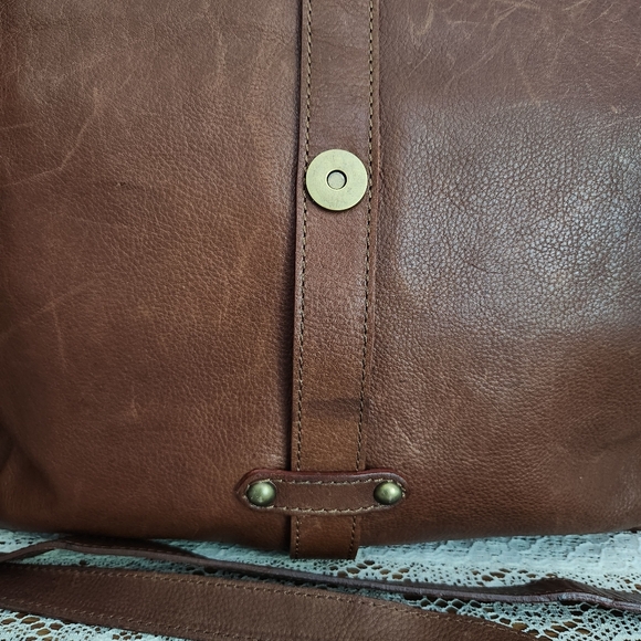 Rehard Italy Brown Leather Crossbody with Basket Weave Flap - Picture 8 of 16